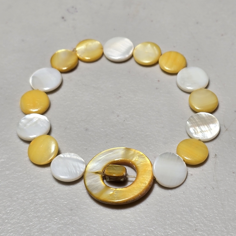 Vtg Yellow and White Stone Lot 5